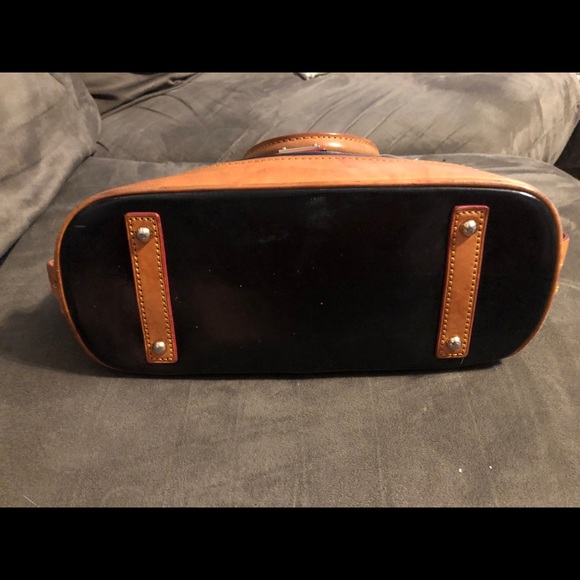 Dooney & Bourke Purse - Picture 5 of 5